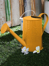 Design Embossed Watercane Yellow