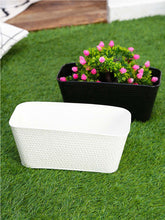 Set of Two 12'' Embossed Pot Black & White